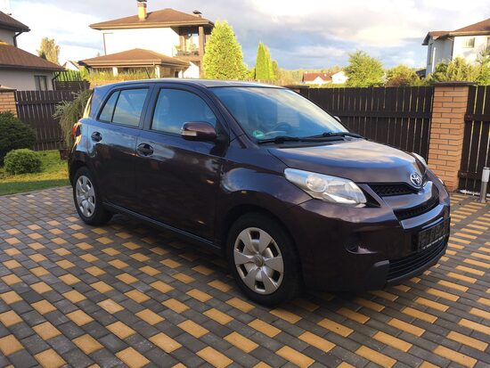🚘 TOYOTA URBAN CRUIZER / 📅 2009 gads / ⛽ 1.3 BENZĪNS / ❗ MANUĀLA / 📈 267 508 KM