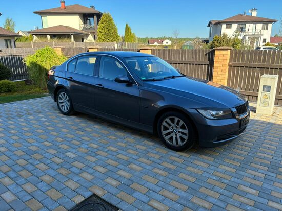 🚘 BMW 325 / 📅 2005 gads / ⛽ 2.5 BENZĪNS /❗MANUĀLA / 📈 198 550 KM