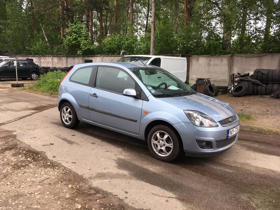 🚘FORD FIESTA / 📅 2007 gads / ⛽ 1.4 DĪZELIS / ❗ MANUĀLA / 📈 165 800 km