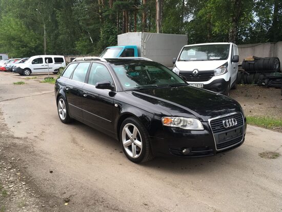 🚘 AUDI A4 AVANT QUATTRO / 📅 2005 gads / ⛽ 3.0 DĪZELIS / ❗ MANUĀLA / 📈 298 400 KM