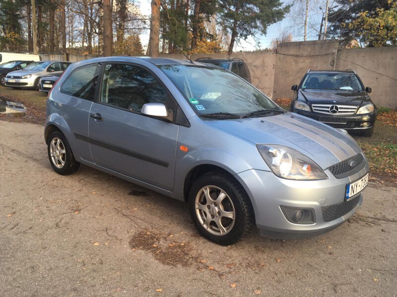 🚘 FORD FIESTA / 📅 2007 gads / ⛽ 1.4 DĪZELIS / ❗ MANUĀLA / 📈 165 800 KM